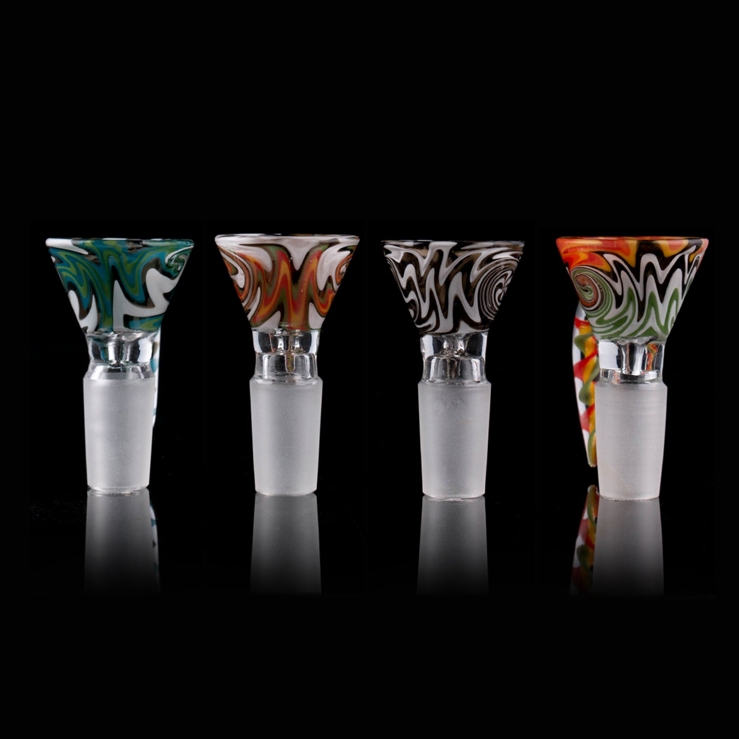 Single Horn Colorful Handle Glass Bowl Piece PT520